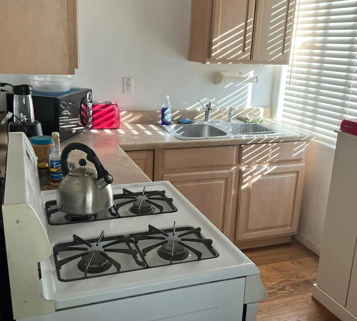 B And G Studio Space Guesthouse San Bernardino Holiday home